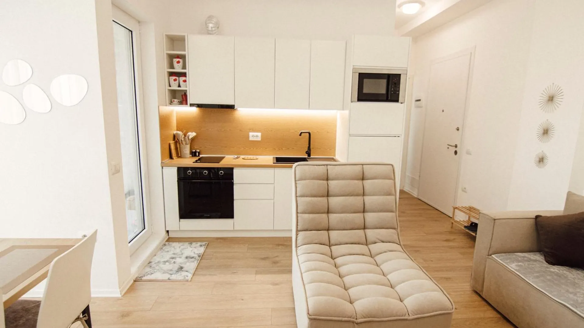 Helia Luxury Apartment New Boulevard 티라나 알바니아