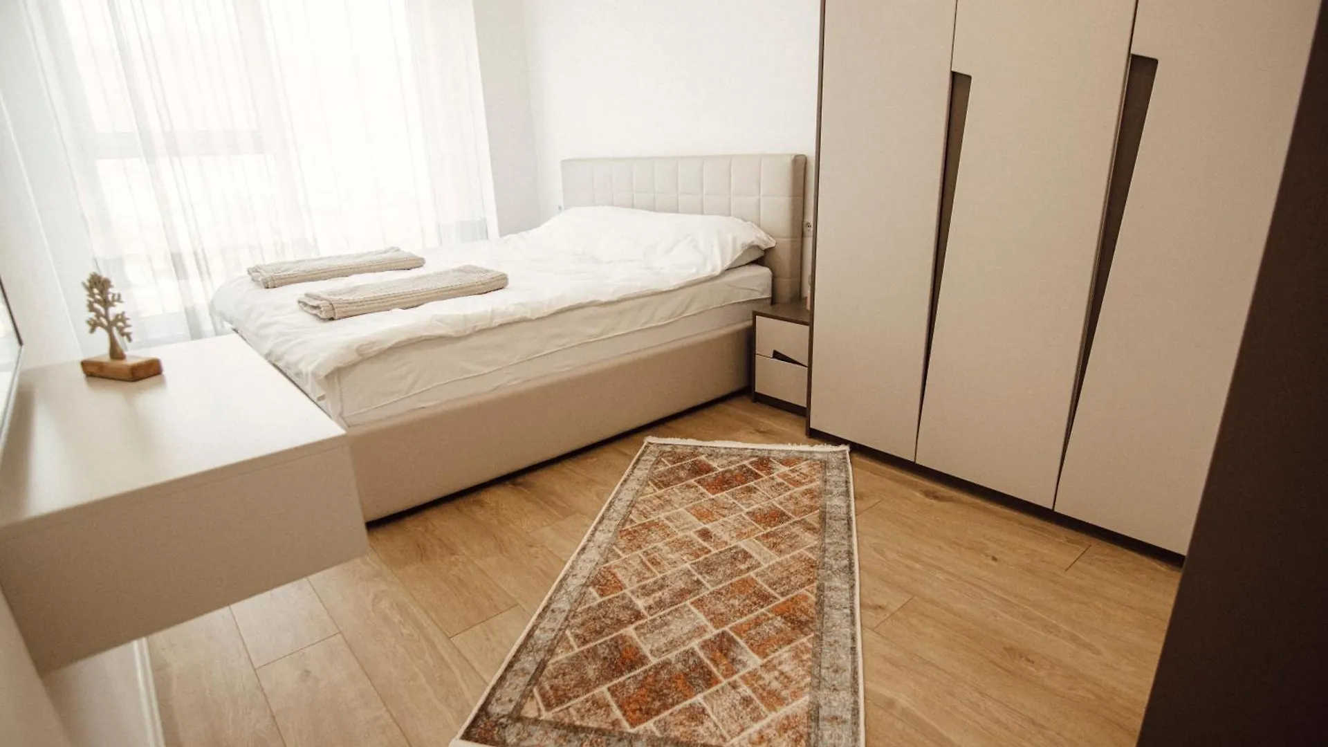 Helia Luxury Apartment New Boulevard 티라나 0*,  알바니아